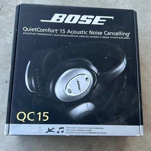 New in box Bose QuietComfort 15 noise cancelling headphones